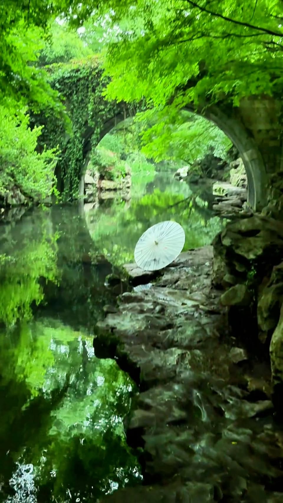 Hangzhou's West Lake and Lingyin Temple