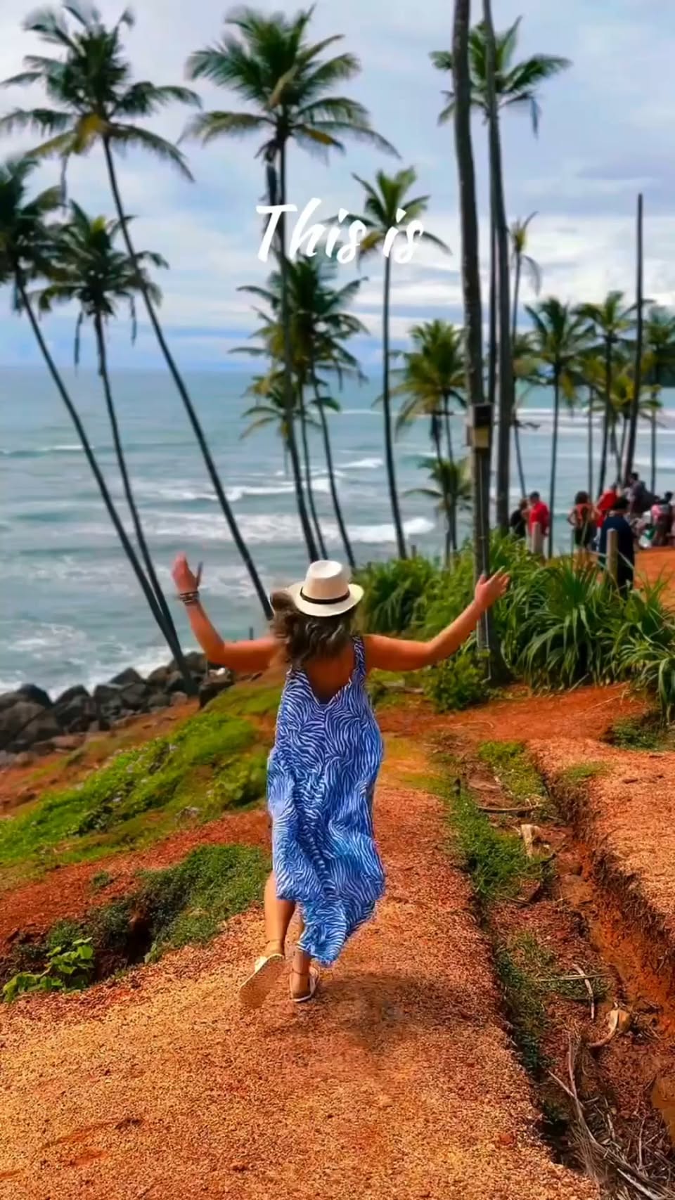 Sri Lanka's Iconic Landmarks and Beaches