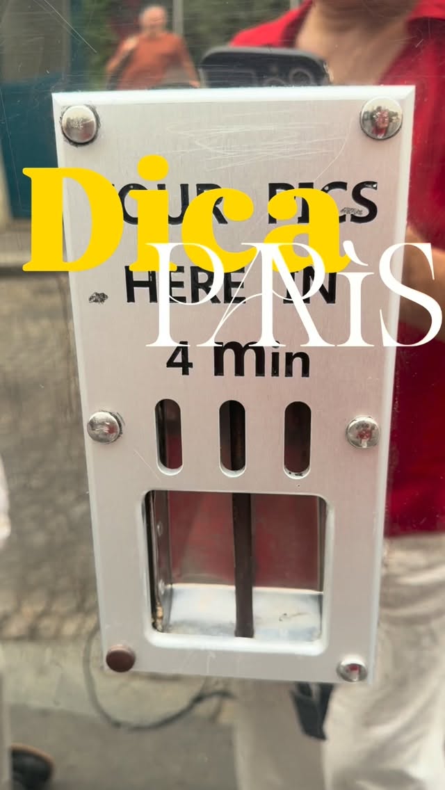 Montmartre's Charming Photo Booth and Sights