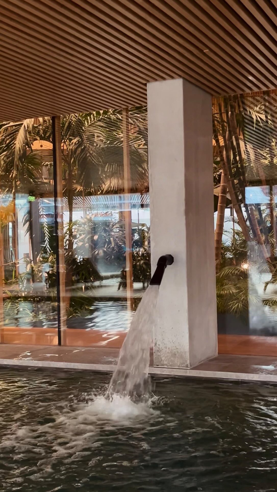 Hotel Jakarta: Tropical Serenity in Amsterdam