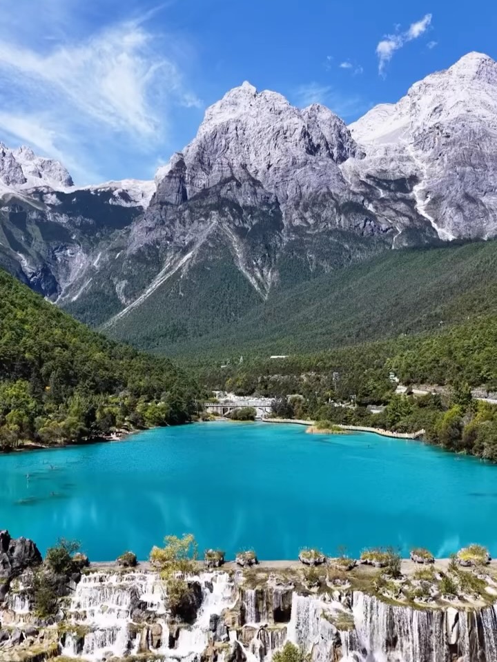 Lijiang's Old Town and Jade Dragon Snow Mountain