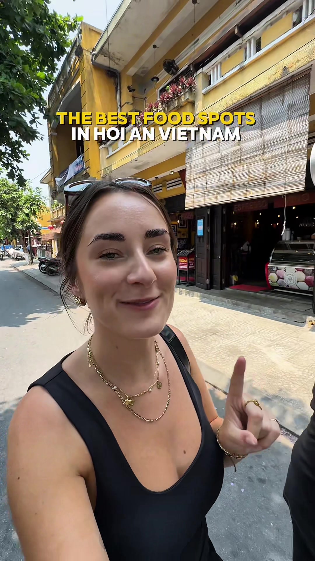 Hoi An Eateries: Banh Mi, Cao Lau, and Local Favorites