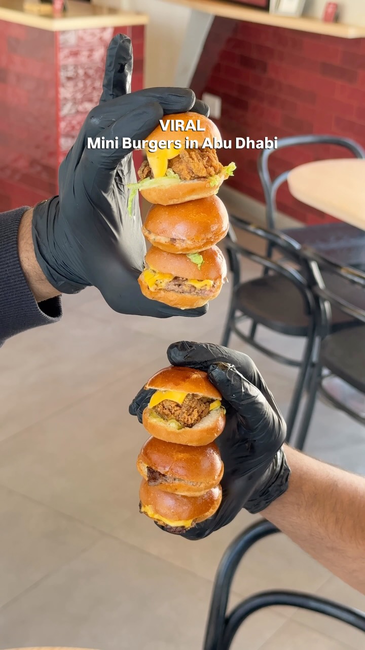Viral Mini Burgers & Açai Cake In Abu Dhabi