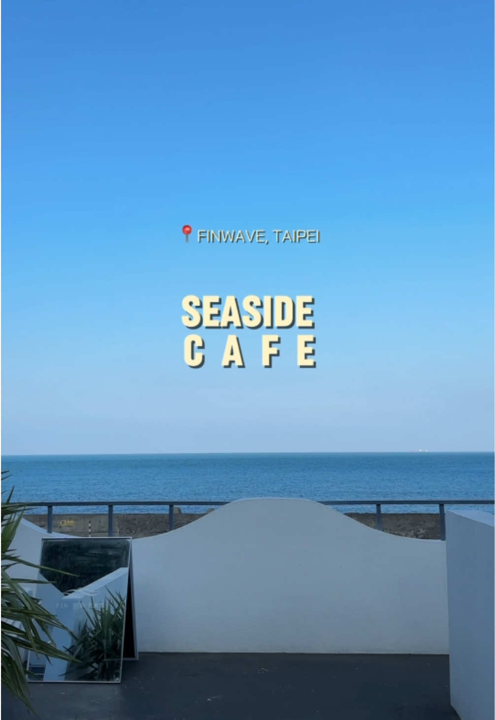 Seaside Cafe With Ocean Views In Taipei