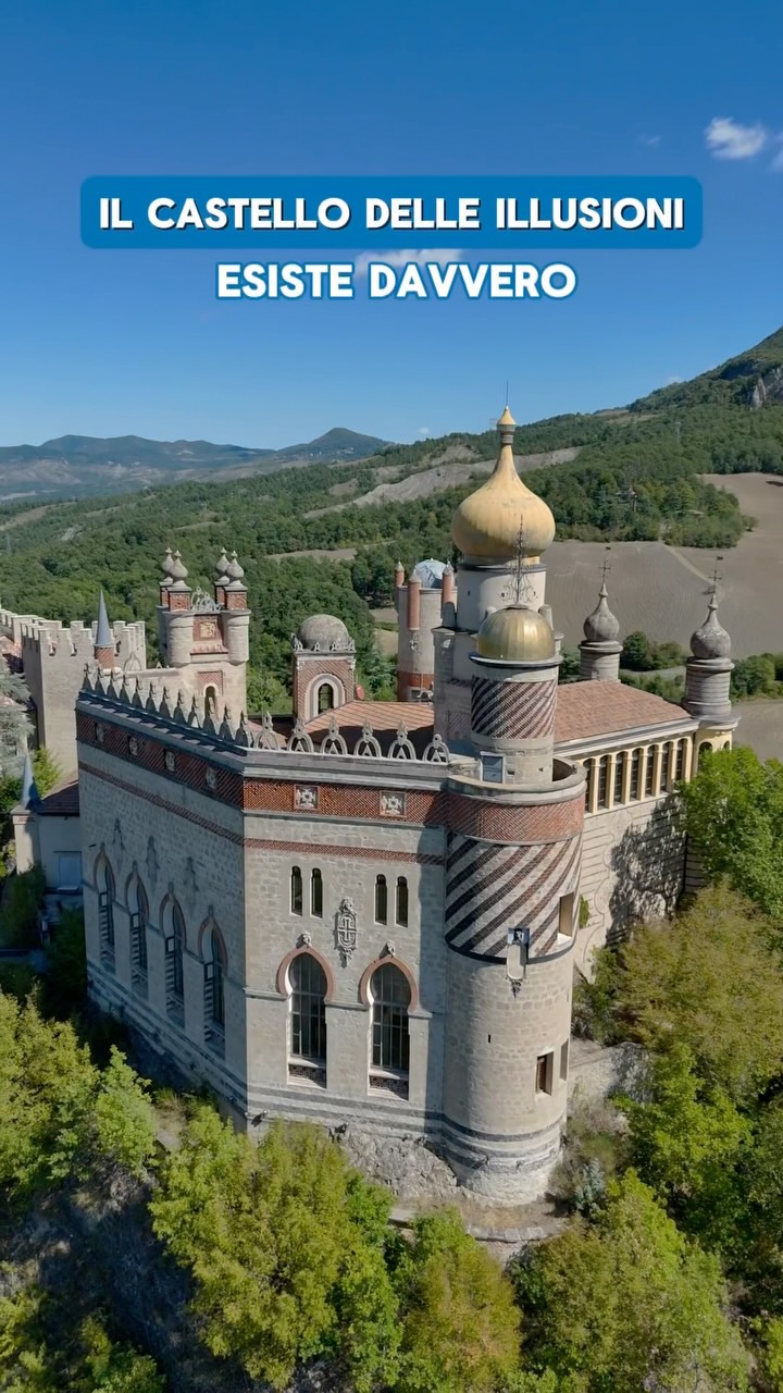 Italian Castles Featuring Moorish Architectural Influences