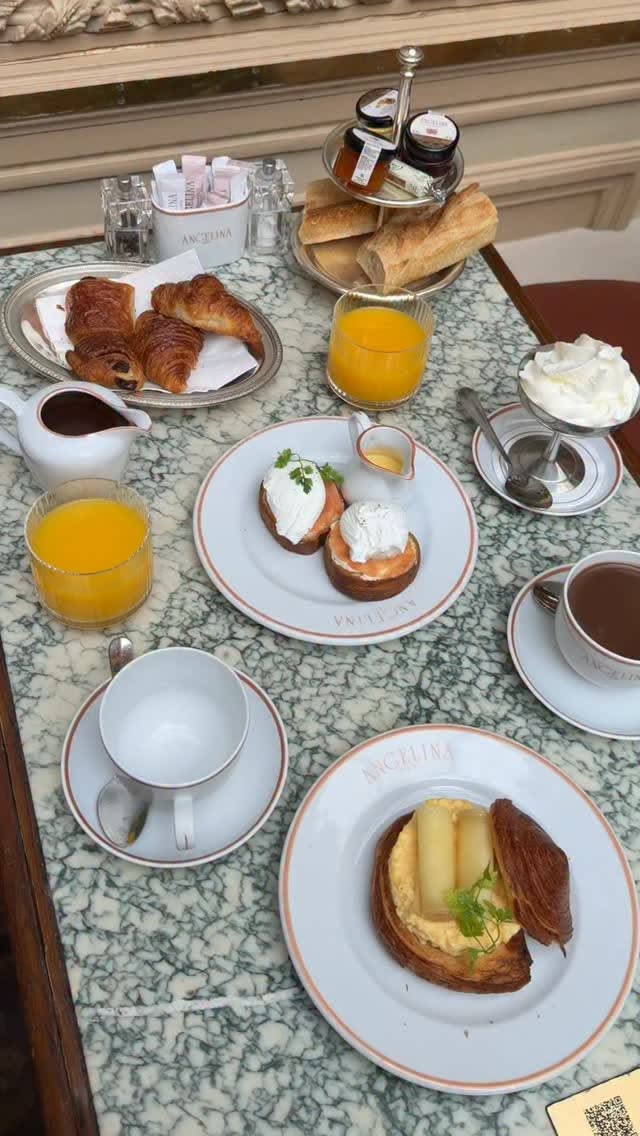 Angelina: Parisian Hot Chocolate And Pastry Spot