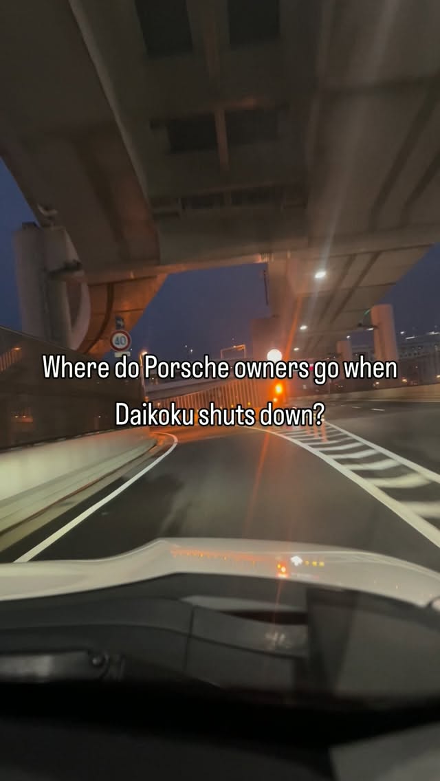 Porsche Meetup at Umihotaru PA in Tokyo Bay