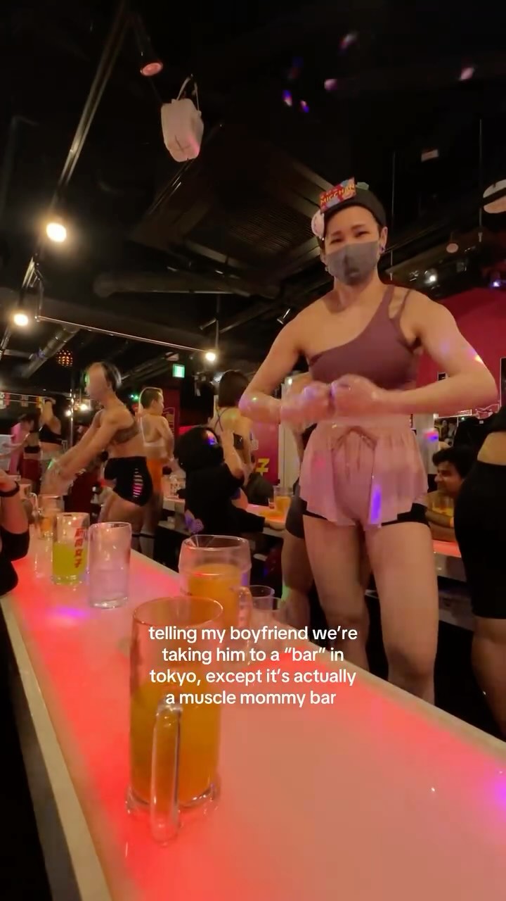 Muscle Mommy Bar Experience In Tokyo