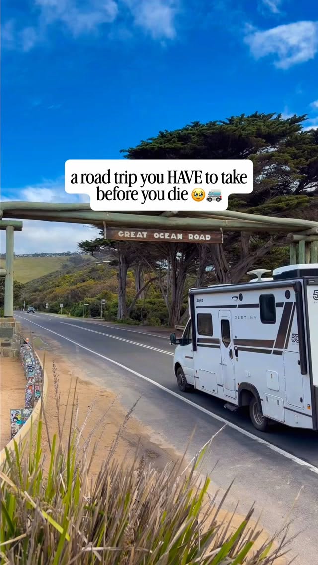 Great Ocean Road's Coastal Towns and National Park