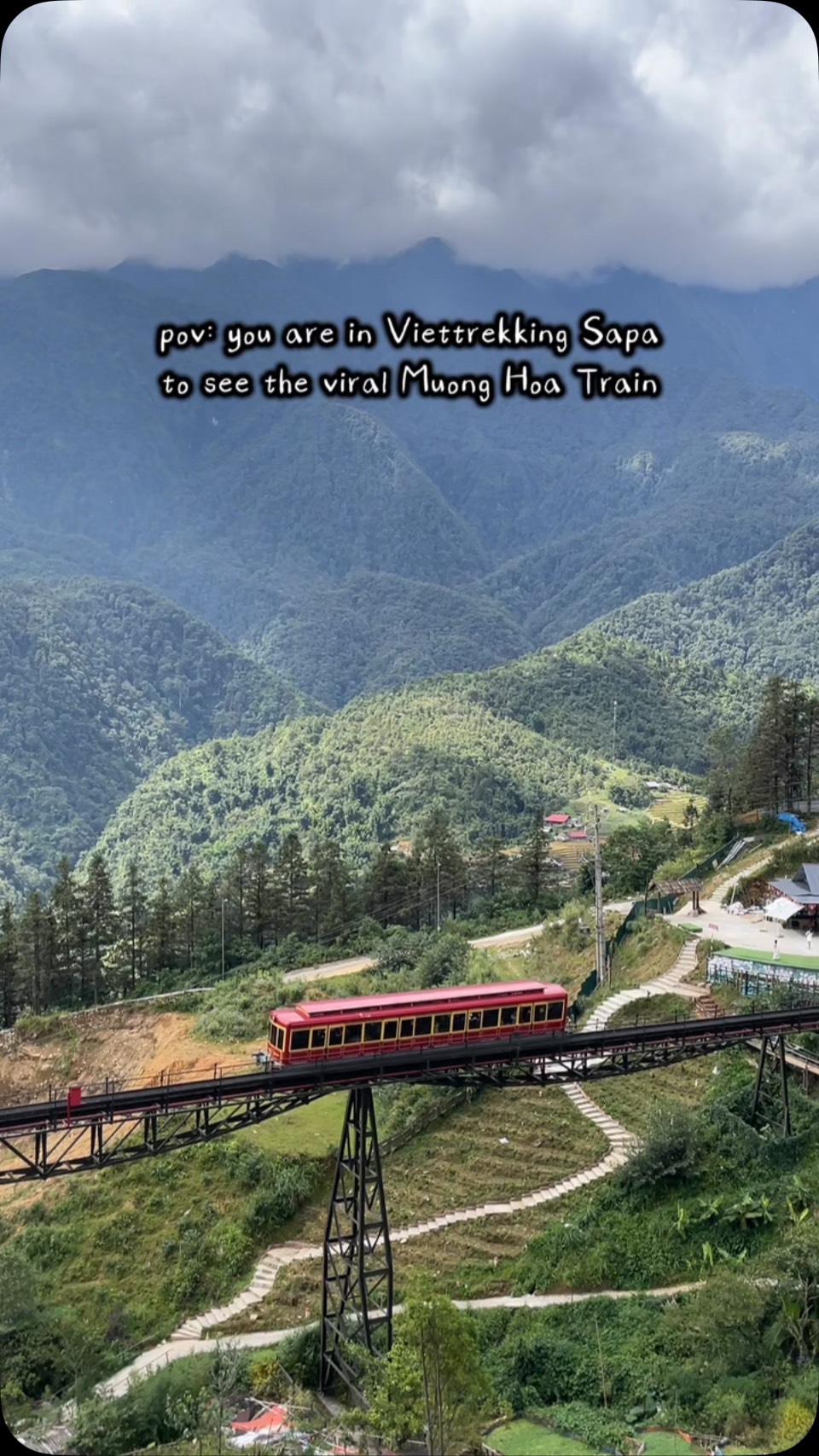 Sapa Cafe Offers Views of Muong Hoa Train