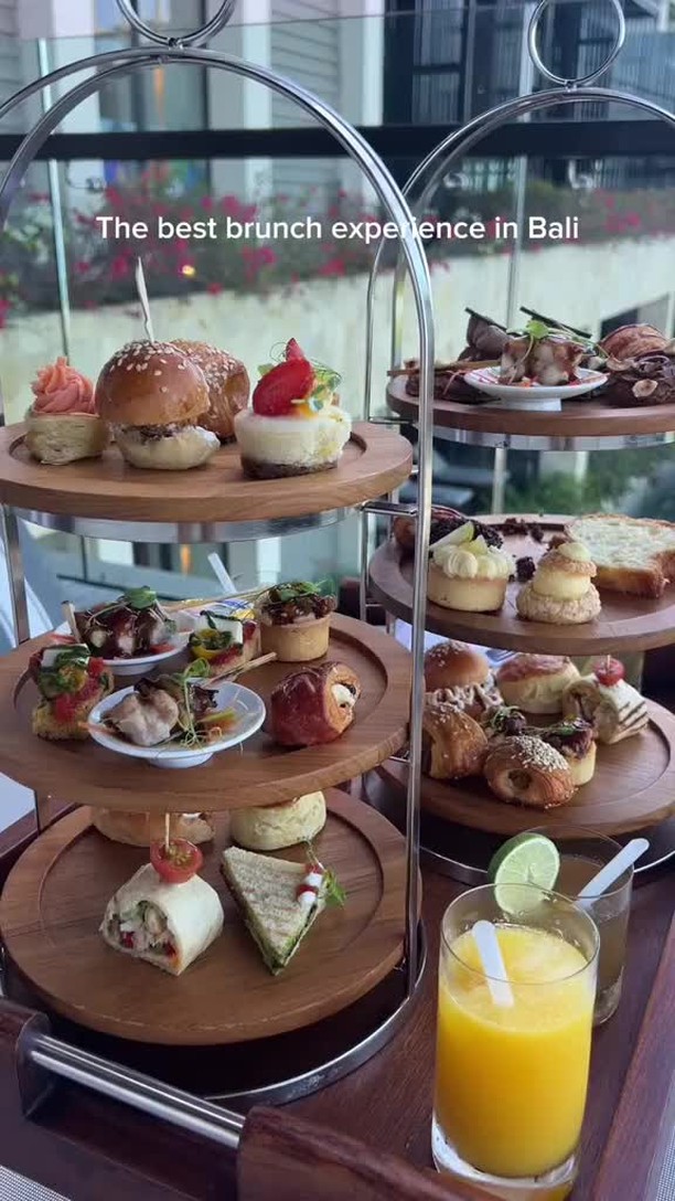 Bali Luxury Hotel Afternoon Tea Brunch