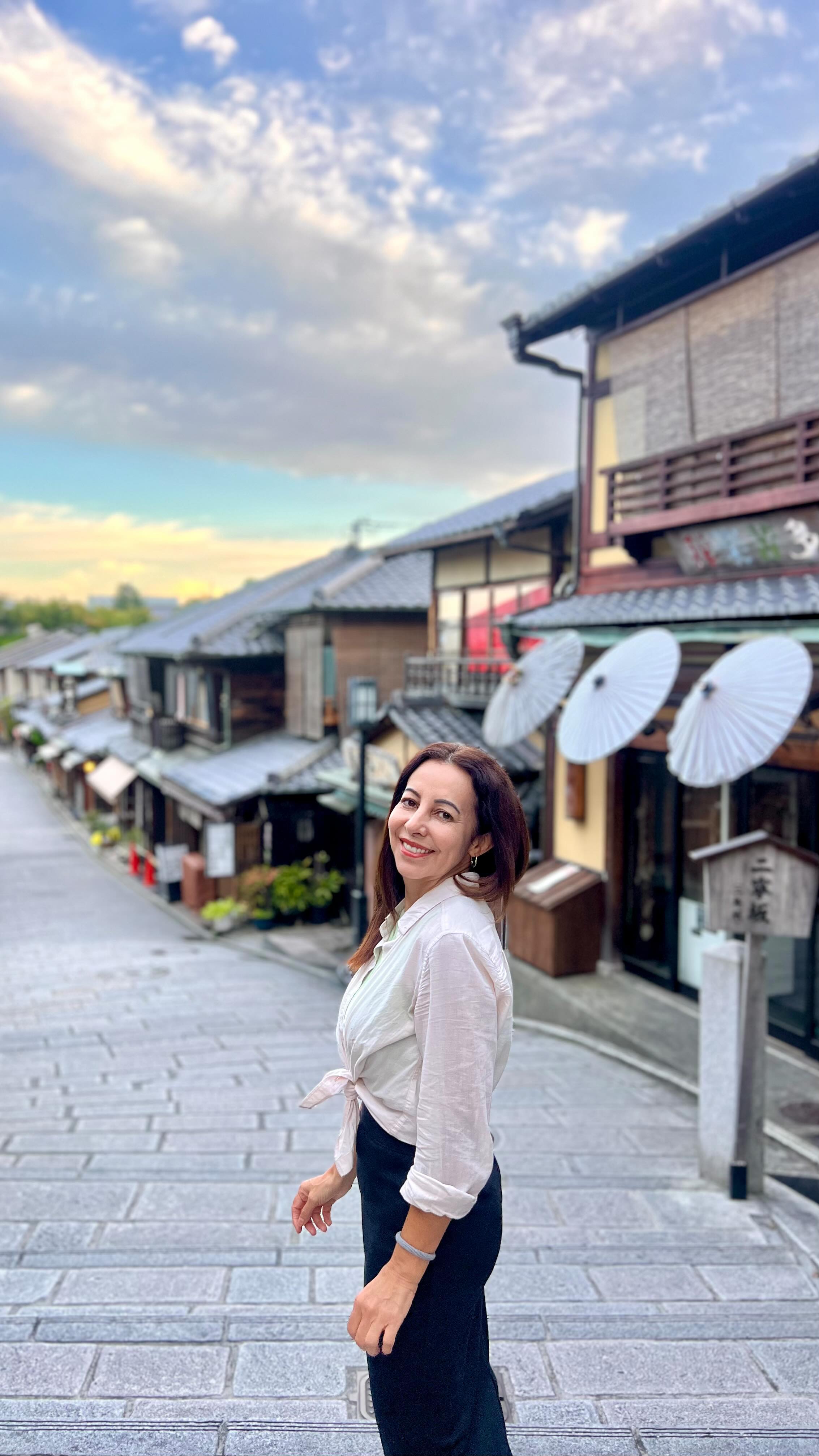 Kyoto's Ninenzaka Street Charm And Nearby Temples