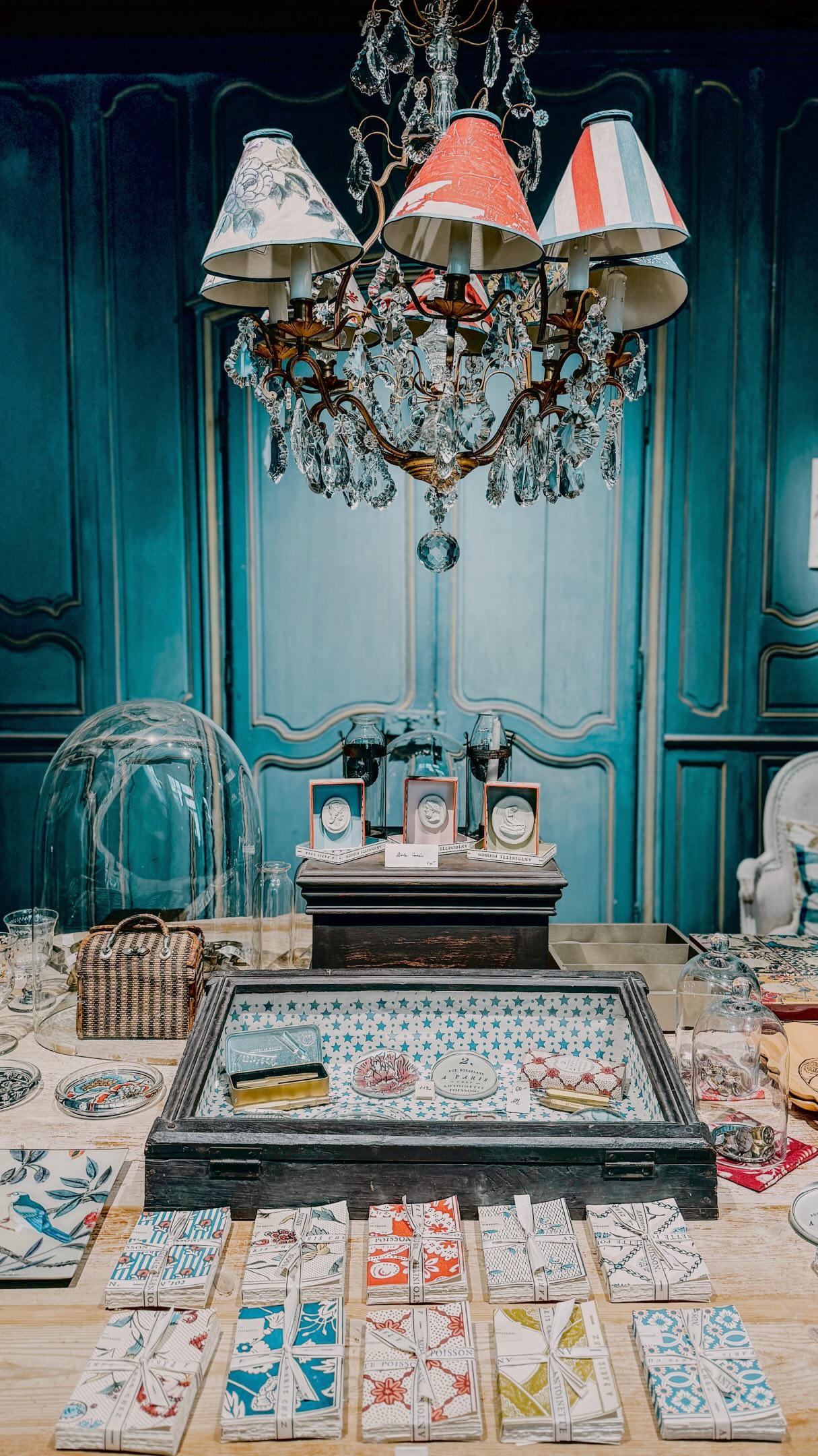 Antoinette Poisson: Parisian Paper and Decor