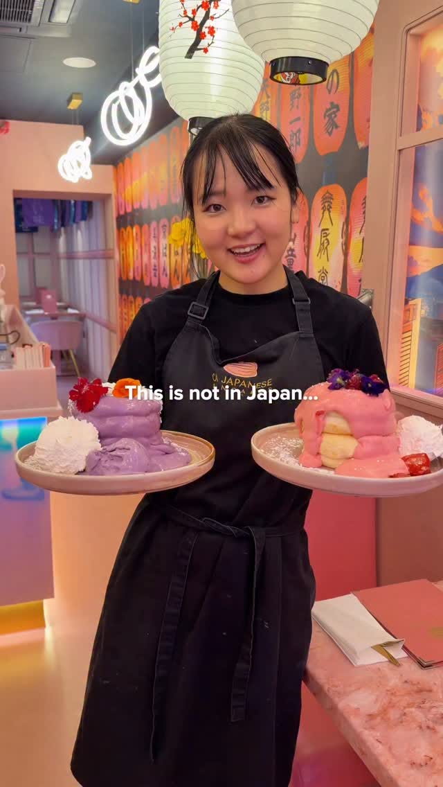 London Cafe Serves Japanese Soufflé Pancakes