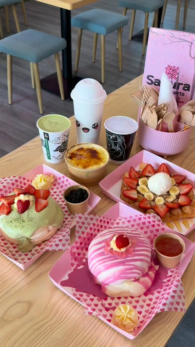 Sakura Desserts Serves Fluffy Soufflé Pancakes