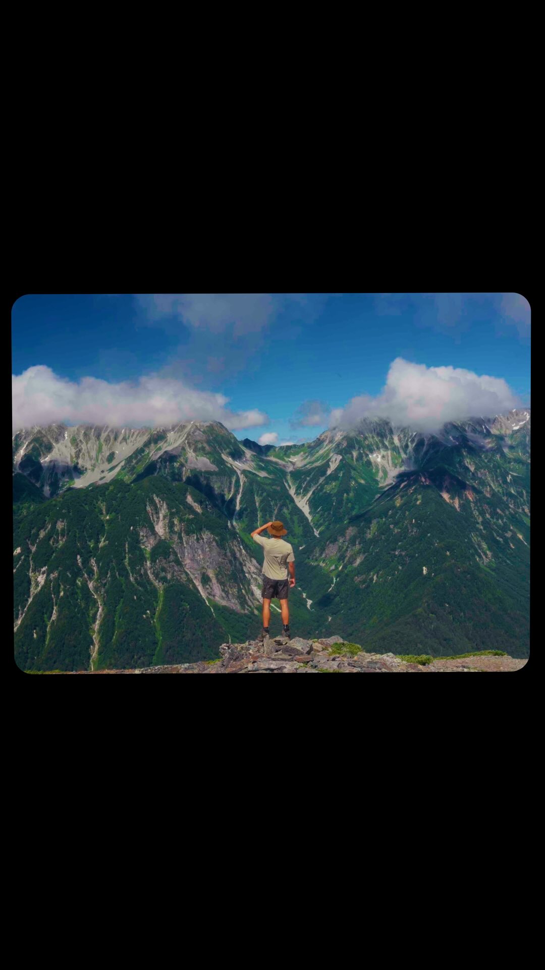 Japanese Alps Hut-to-Hut Hike With Mountain Views