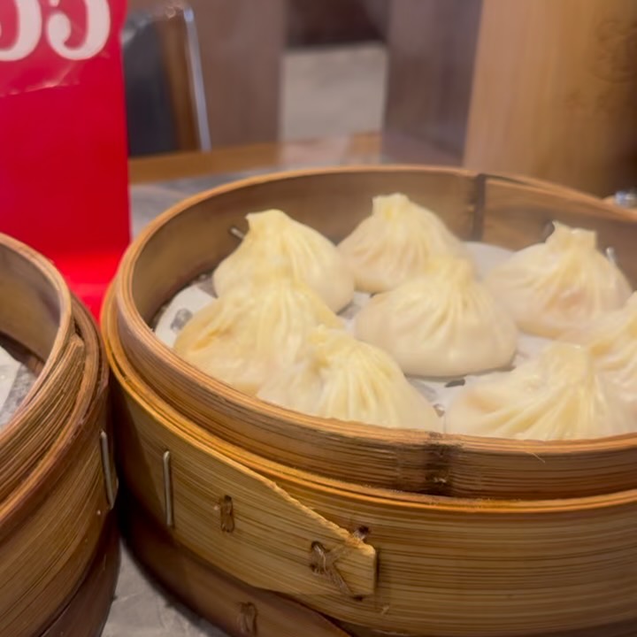Shanghai's Culinary Scene: Traditional and Innovative Dishes