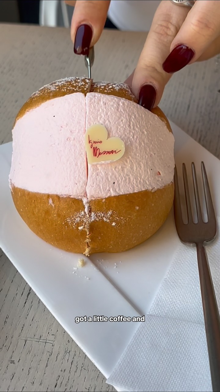 Milan Pastry Shop and Duomo