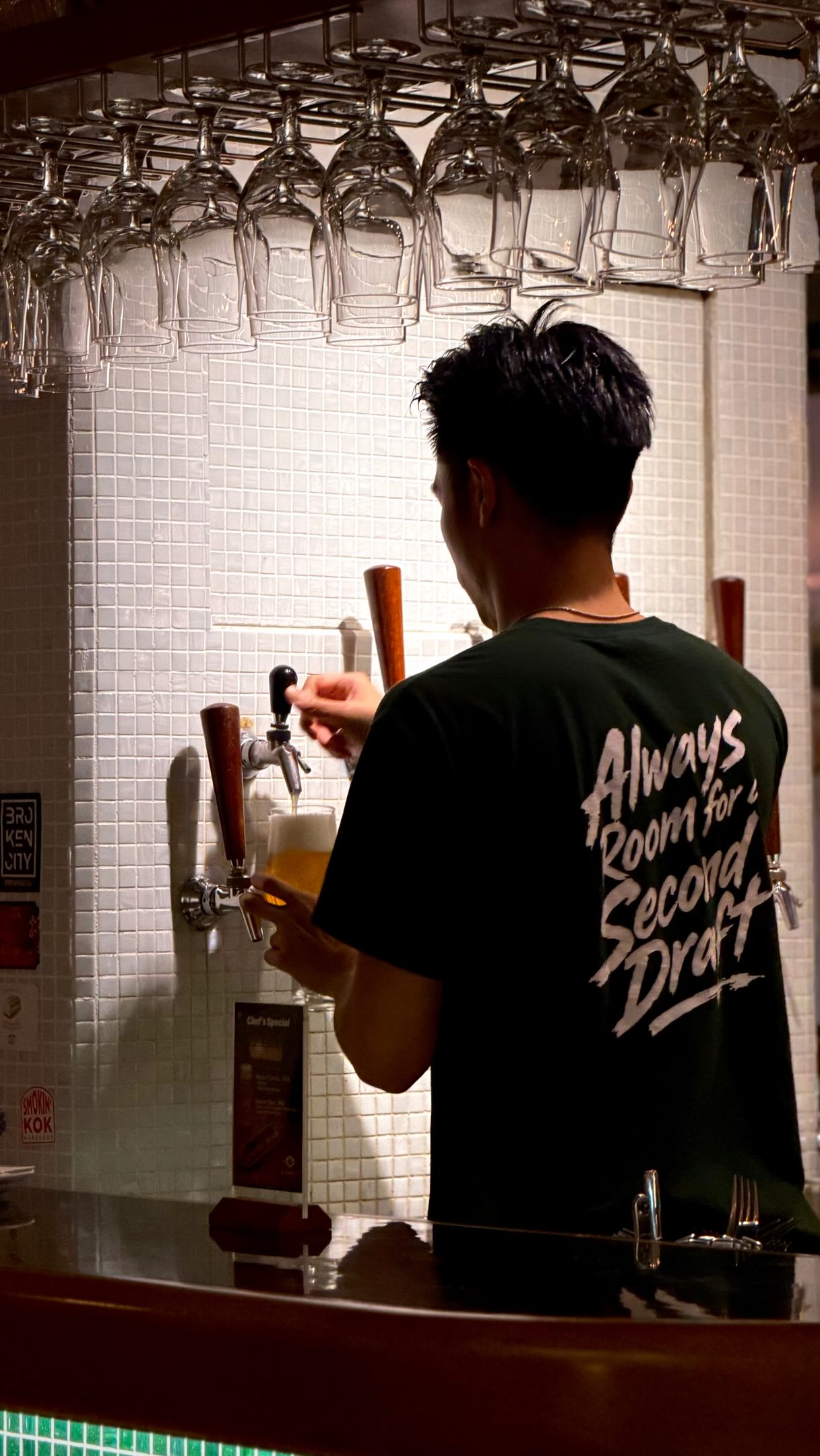 Fashion Walk Restaurants With Fresh Beers