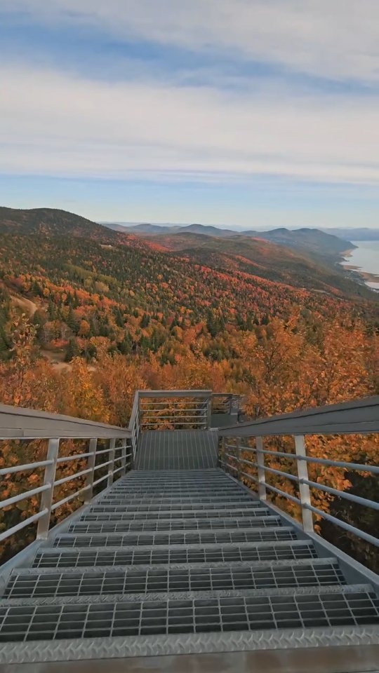Quebec Mountain Views Perfect For Fall Hikes