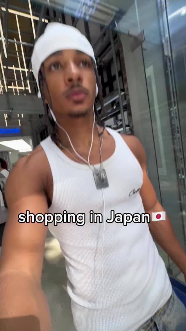Tokyo Vintage and Streetwear Shopping