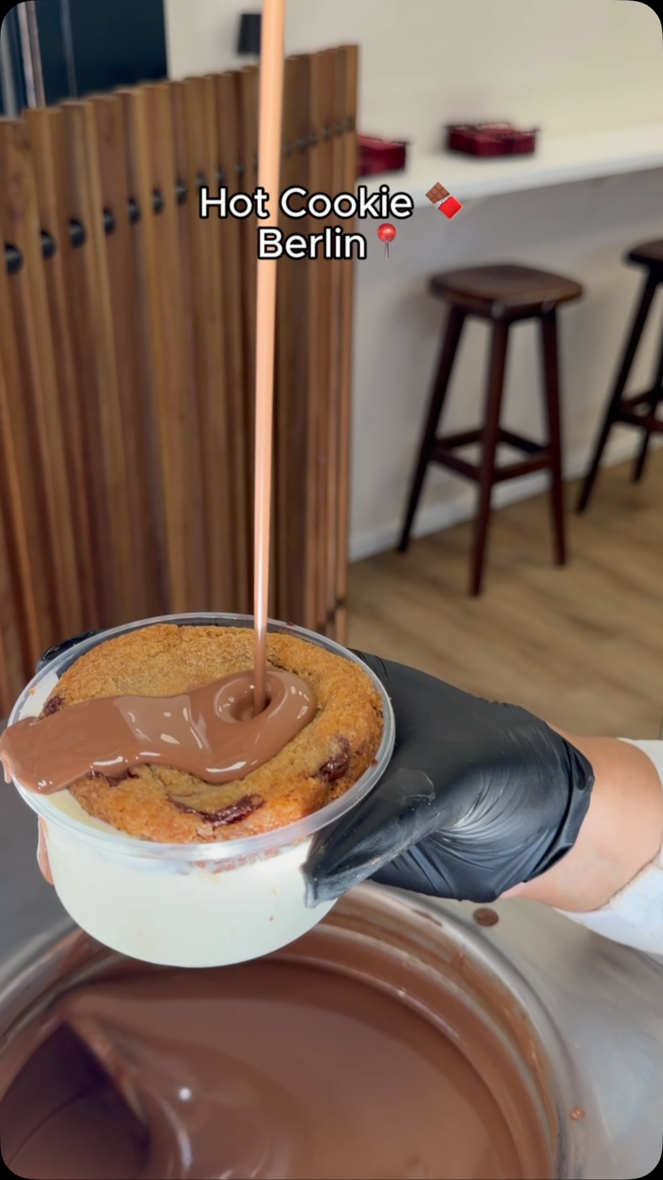 Berlin Dessert Spots Featuring Hot Cookies