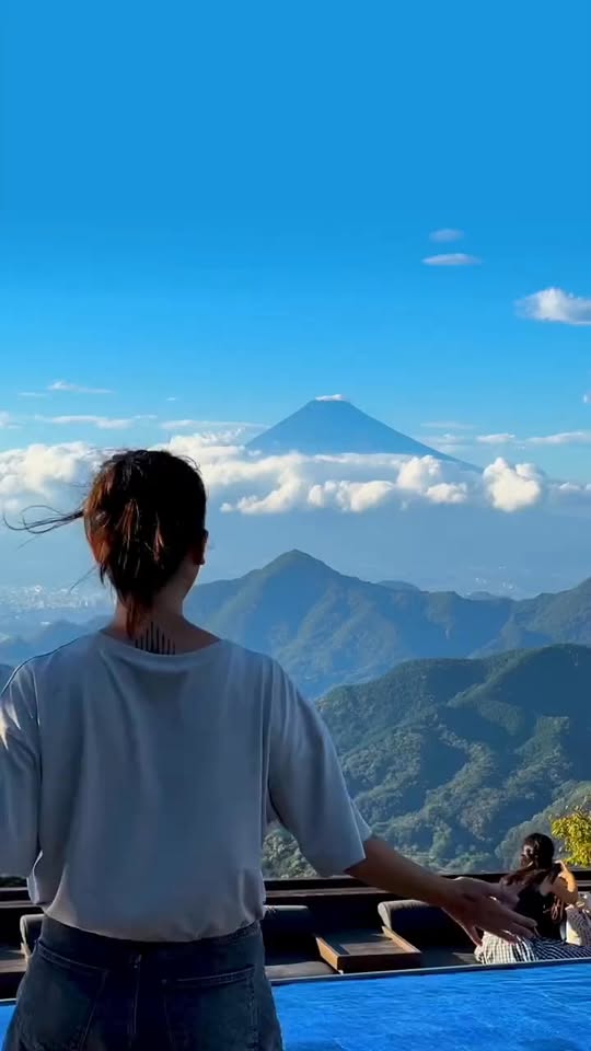 Izu Peninsula: Japan's Luxury Mountain and Coastal Escape