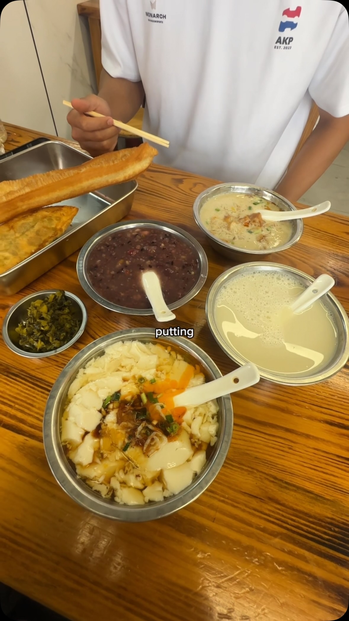 Zhangji Restaurant: Classic Shanghai Breakfast Delights
