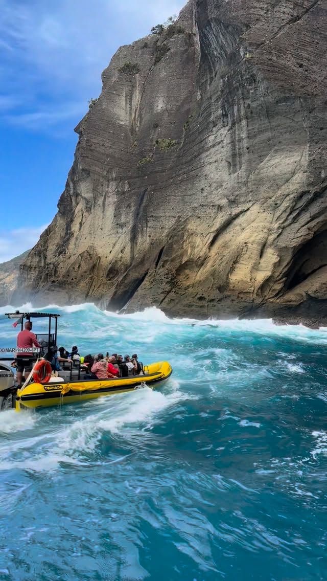 Flores Island Speedboat Adventure Through Caves