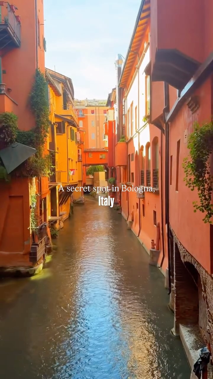 Hidden Bologna canals offer Venetian charm
