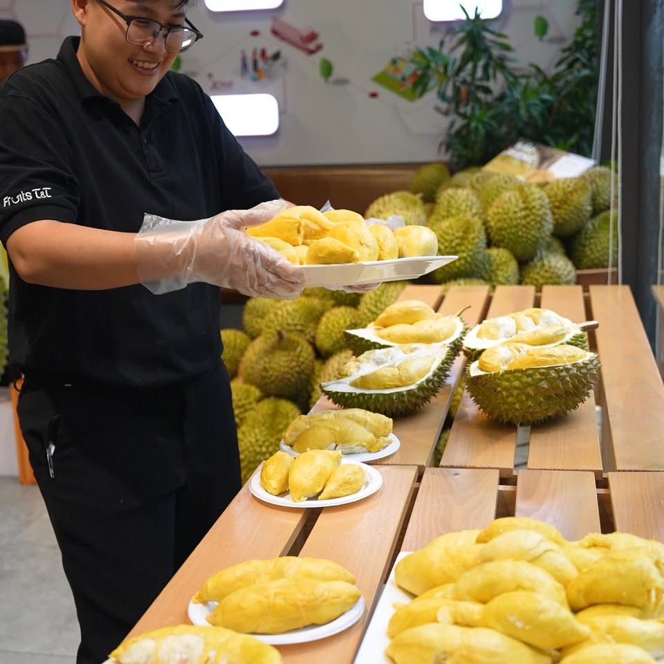 Unlimited Durian Buffet in Saigon