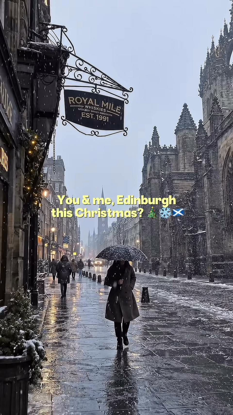 Edinburgh's Royal Mile: Christmas Charm