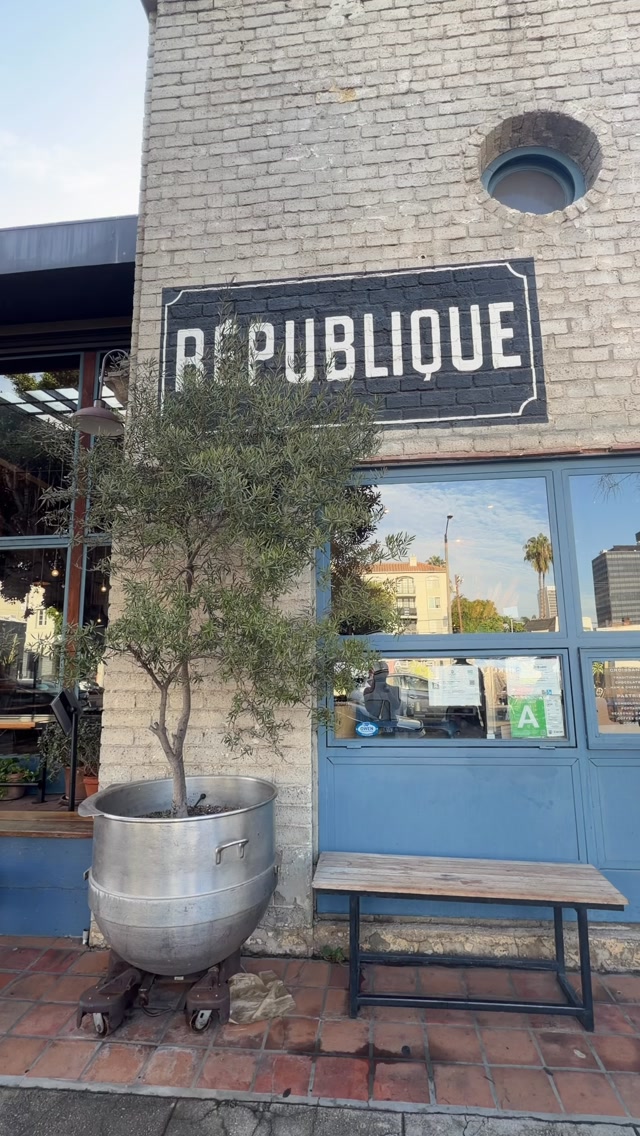 République: French Bakery, Cafe, Bar, And Restaurant