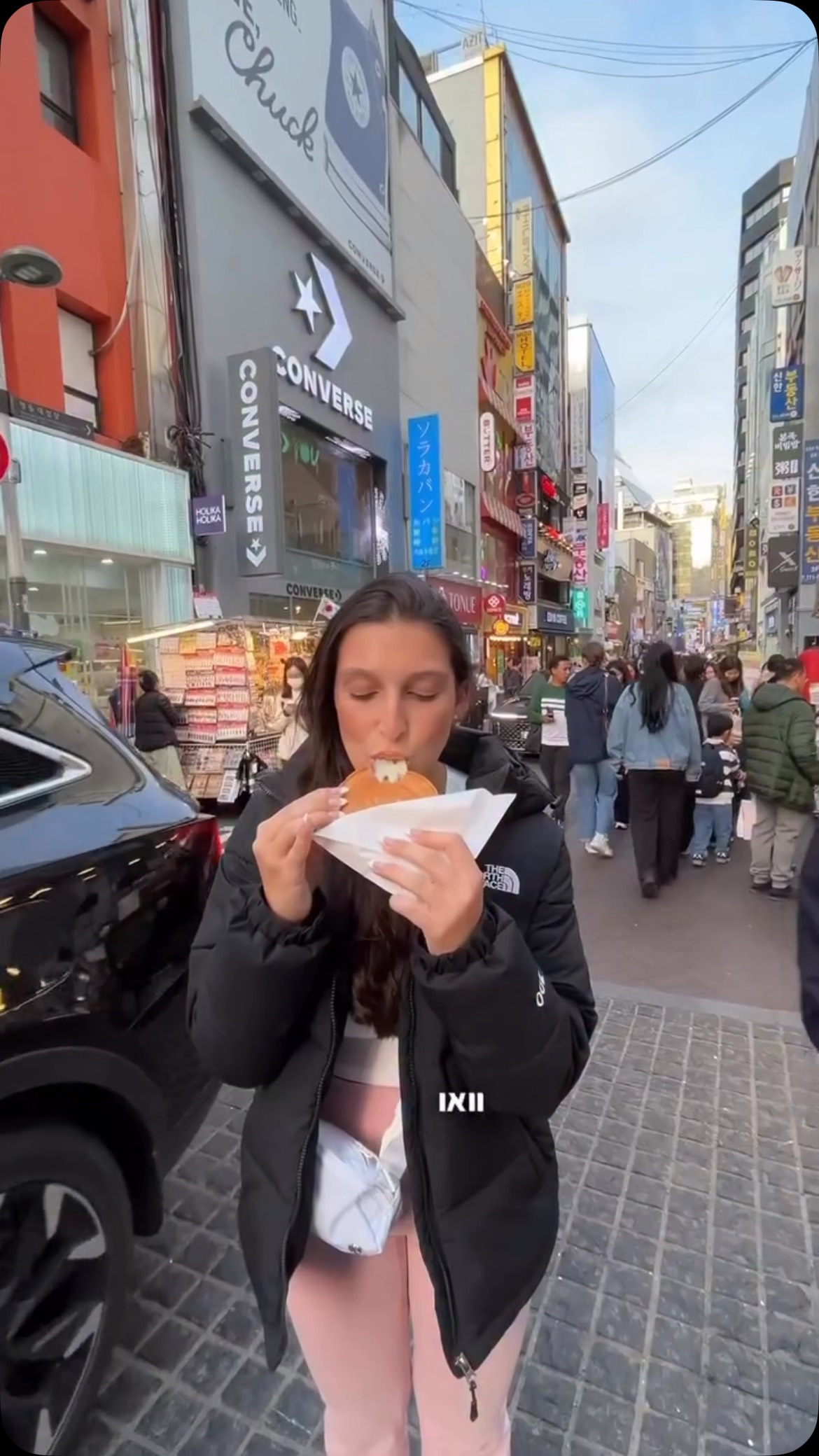 Seoul's Myeongdong Market: Trendy Treats and Sweet Finds