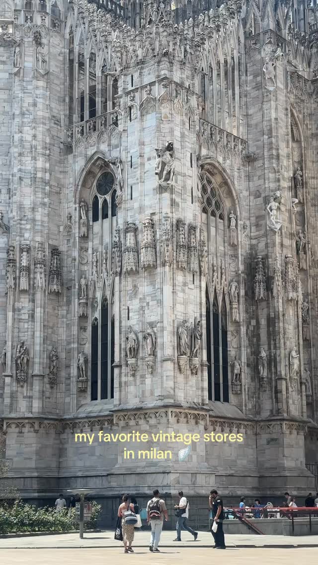 Milan's Top Vintage Fashion Destinations