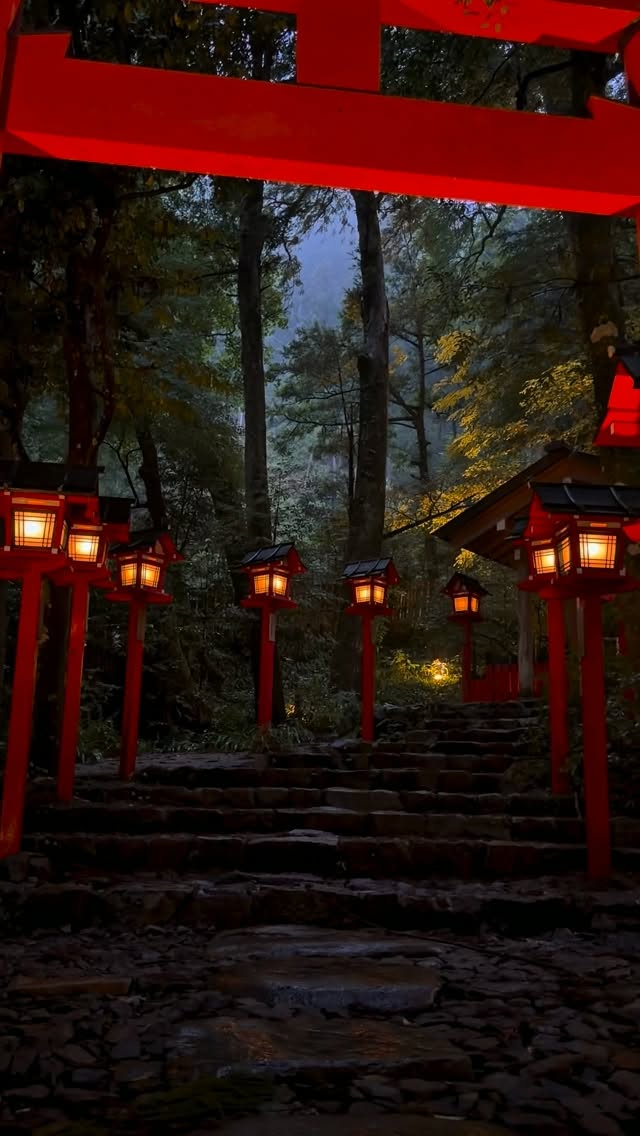 Kifune Shrine's Natural Beauty and Lanterns