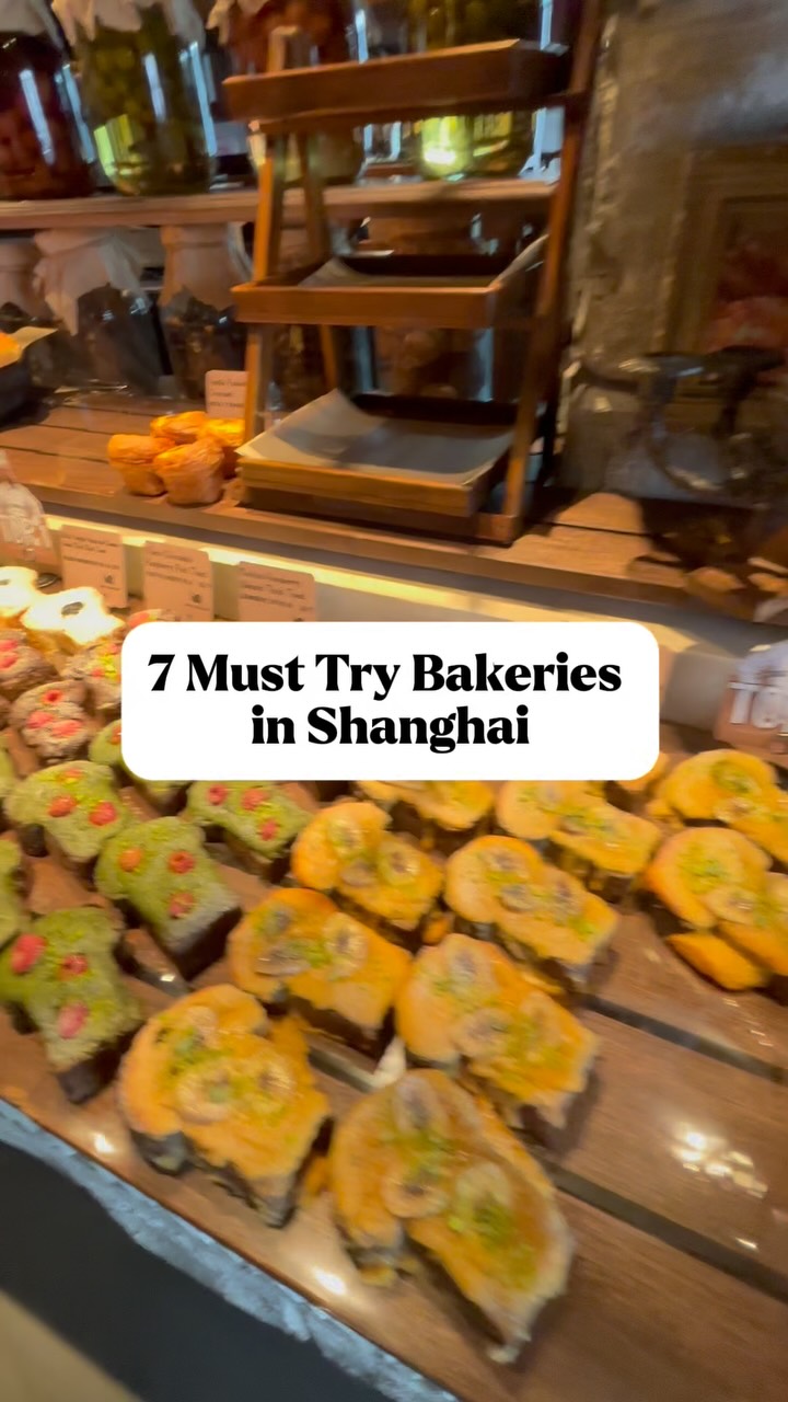 Shanghai Bakeries Offer Diverse Pastries and Cakes