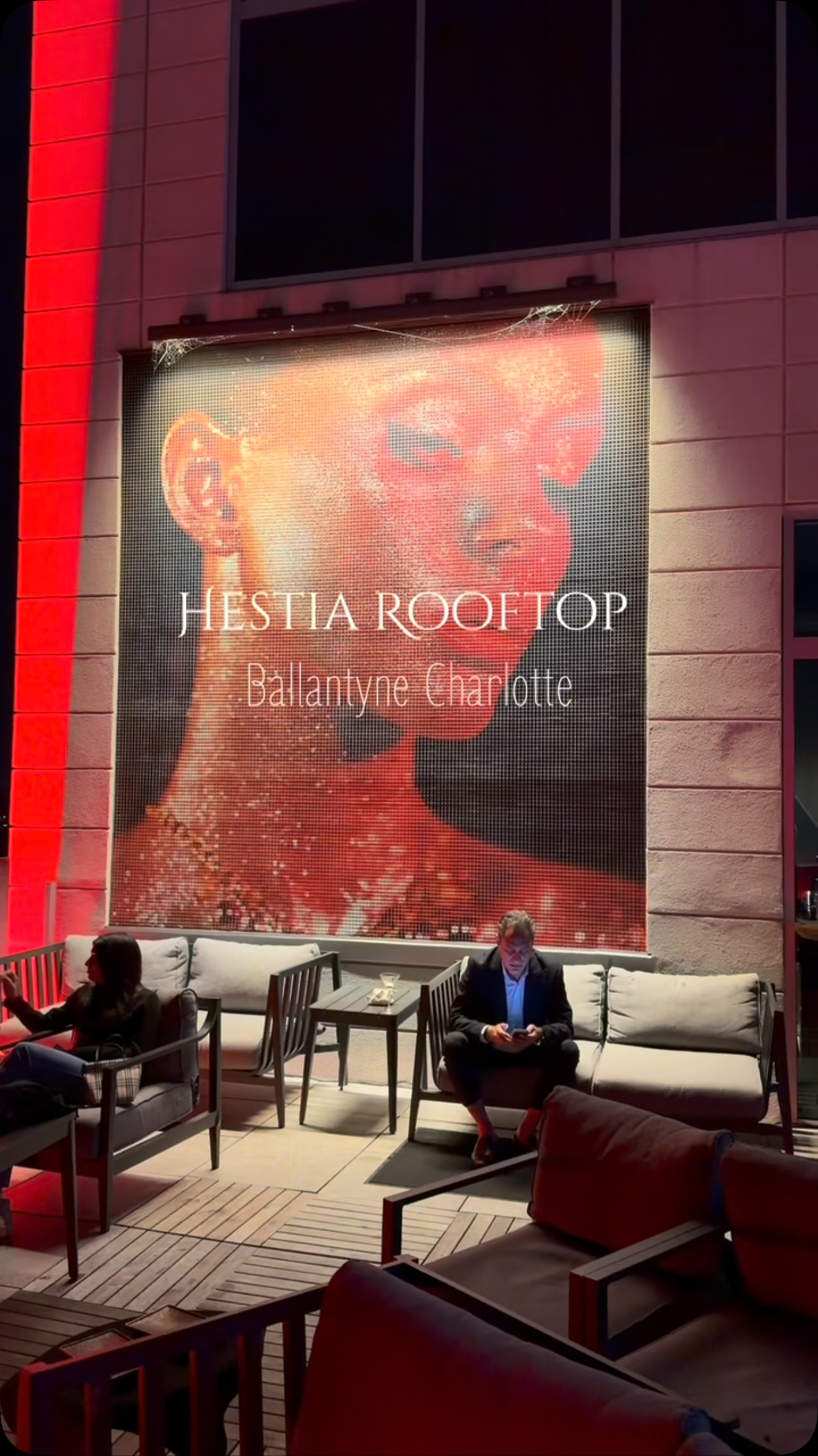 Hestia Rooftop: Charlotte's Vibrant Nightlife Experience