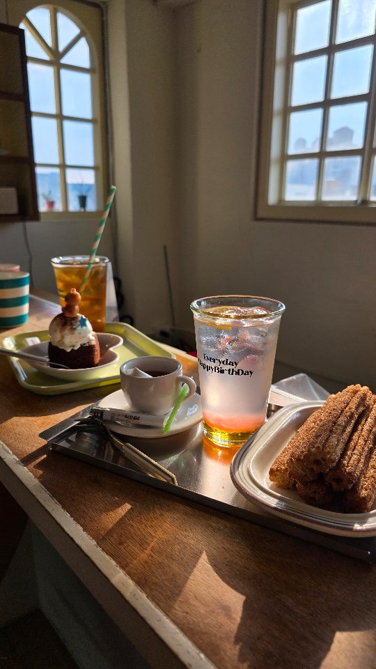 Café Lets You Celebrate Your Birthday Daily