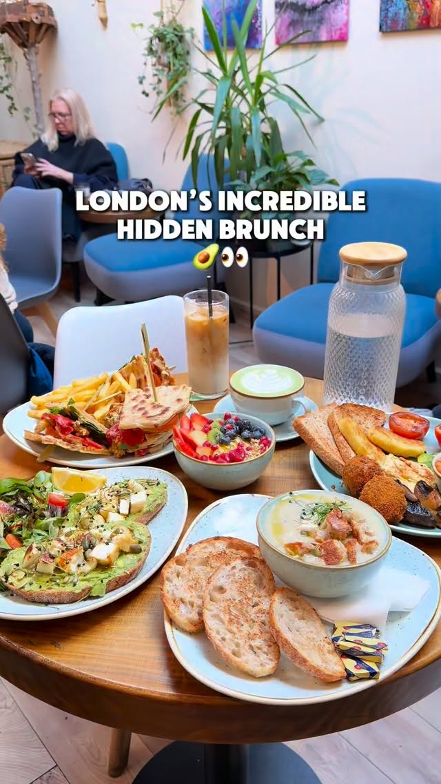 London Cafe With Excellent Brunch And Coffee