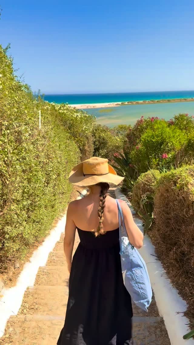 Algarve's Eastern Charm: Towns, Beaches, and Gastronomy