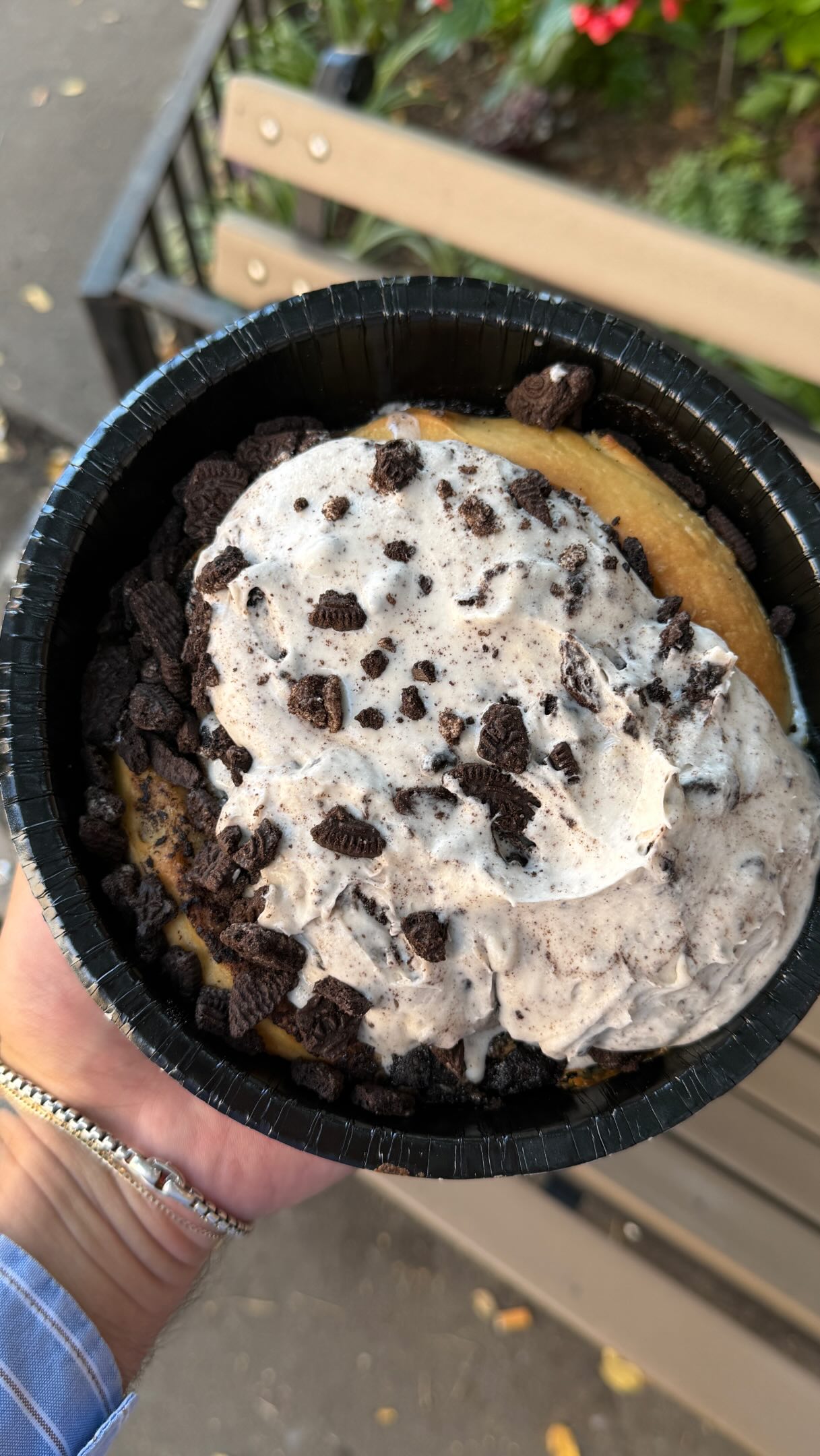 NYC Bakery Serves Dreamy Oreo Cinnamon Rolls