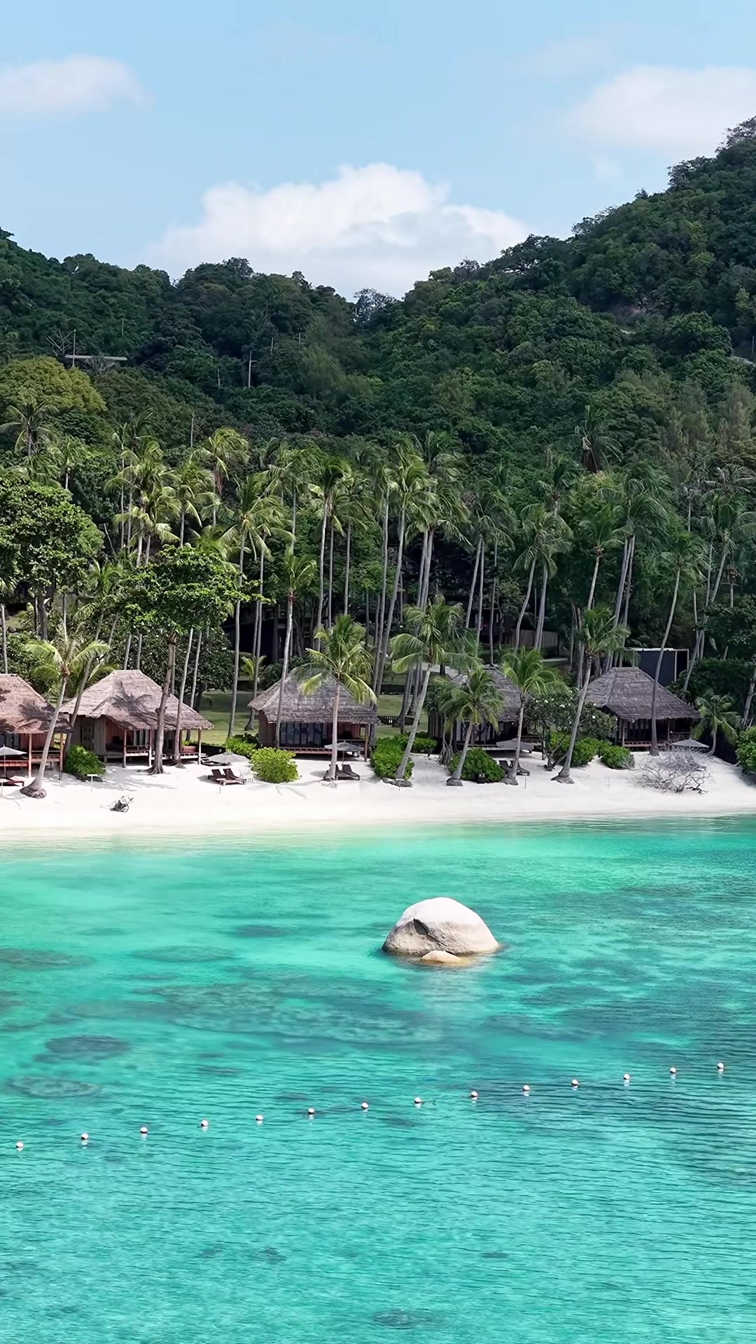 Thai Island Beaches and Bays for Exploration