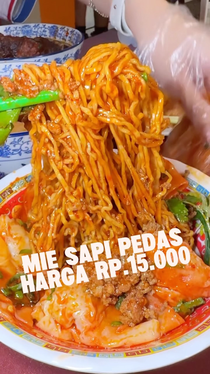Spicy Beef Noodles at Mie Sapi Merona