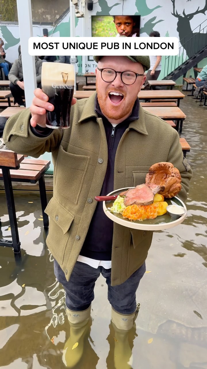 Richmond Pub Flooded By High Tide