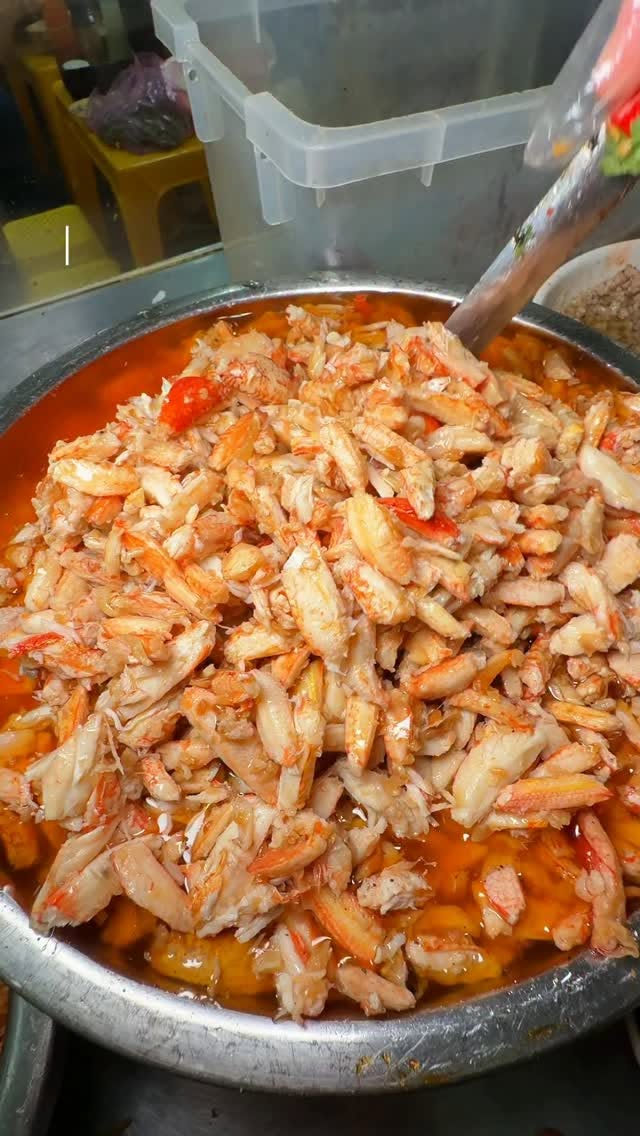 Ho Chi Minh City's Beloved Crab Noodle Soup