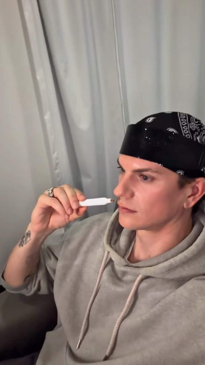 Perfume Making Experience With Brain Activity Measurement