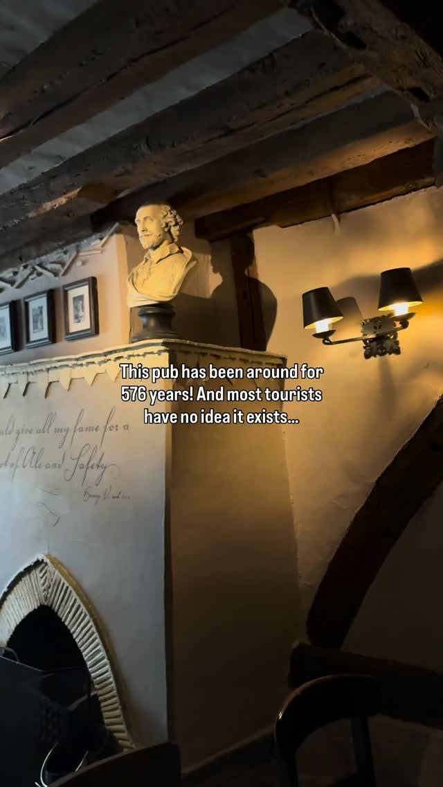 Historic Stratford Pub Offers Centuries of Welcome