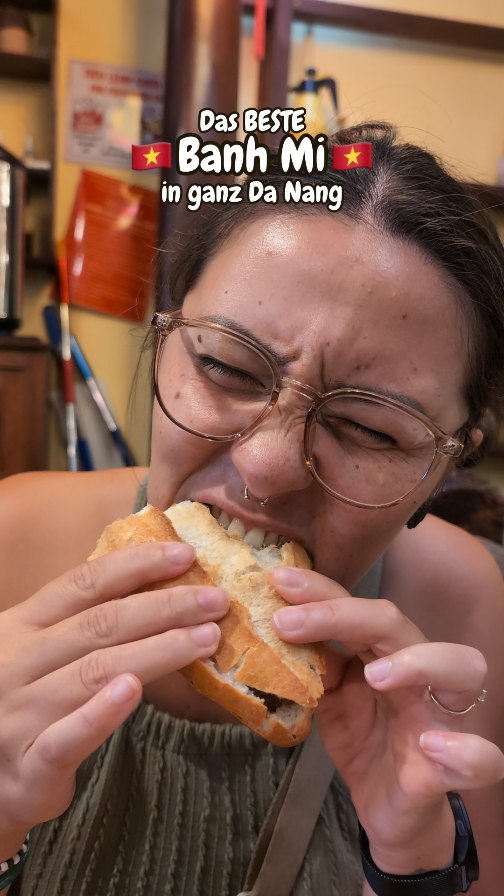 Da Nang Restaurant Serves Delicious Banh Mi