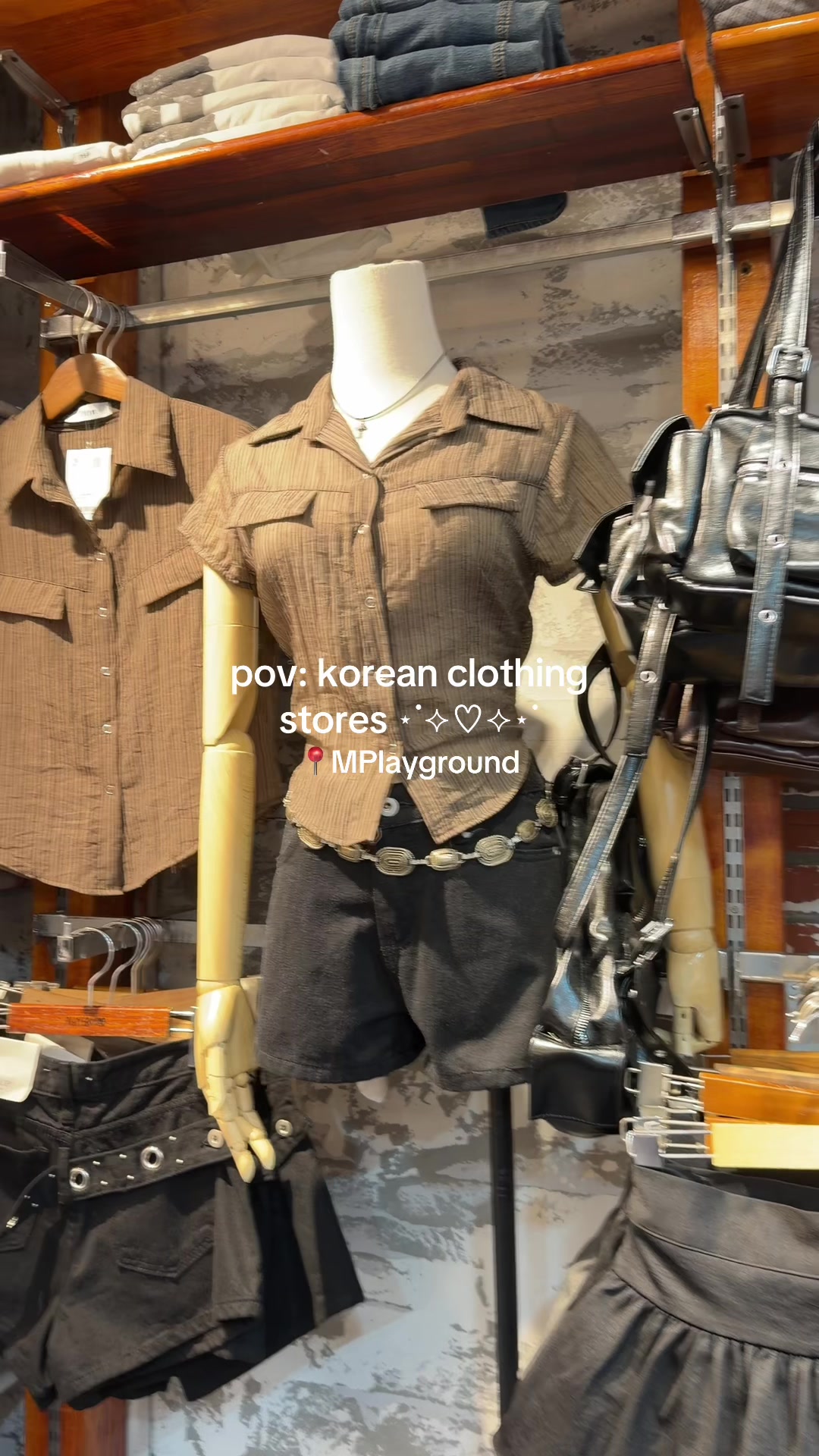Korean Street Style Clothing Store Features